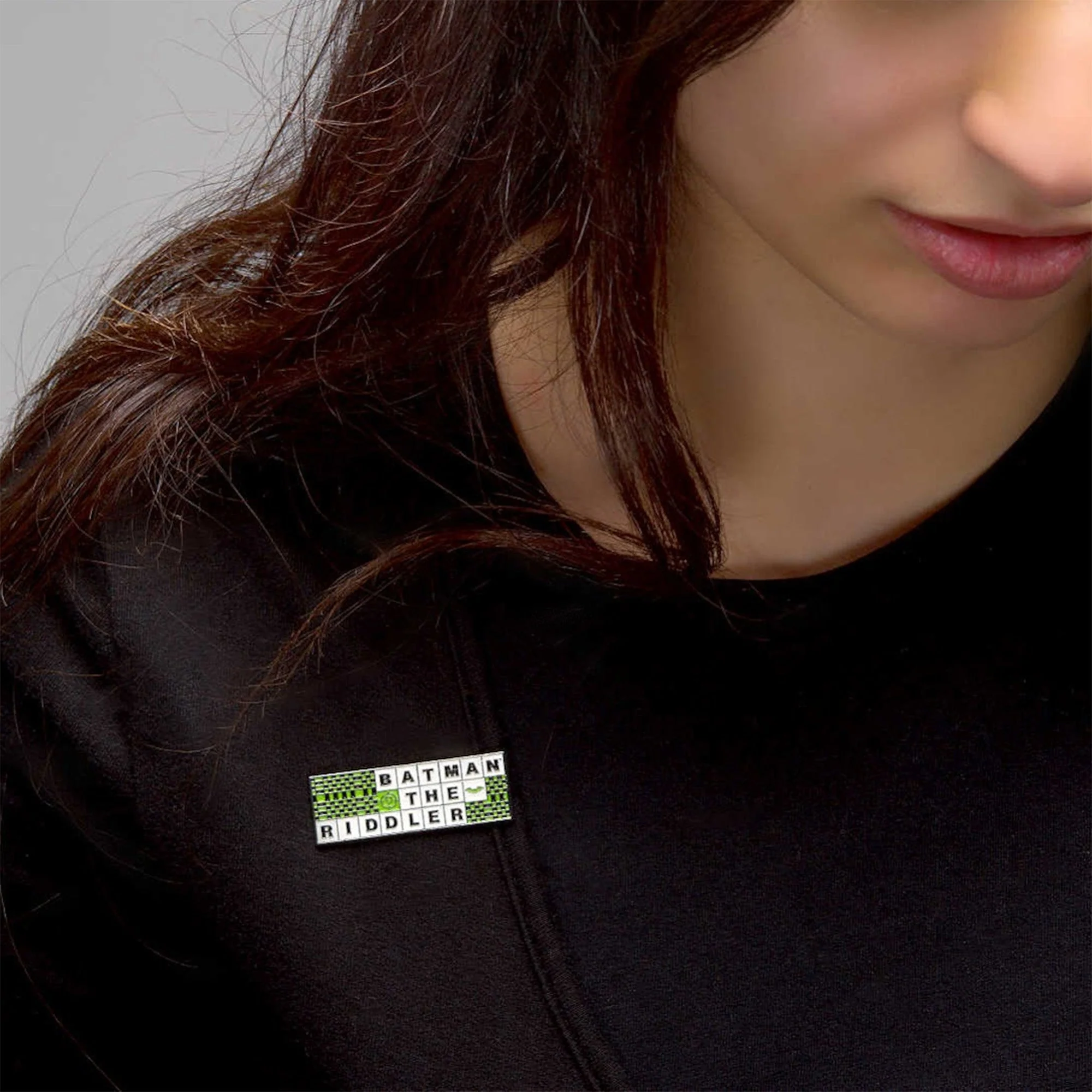 DC Comics Batman To The Riddler Xword Lapel Pin - Image 3