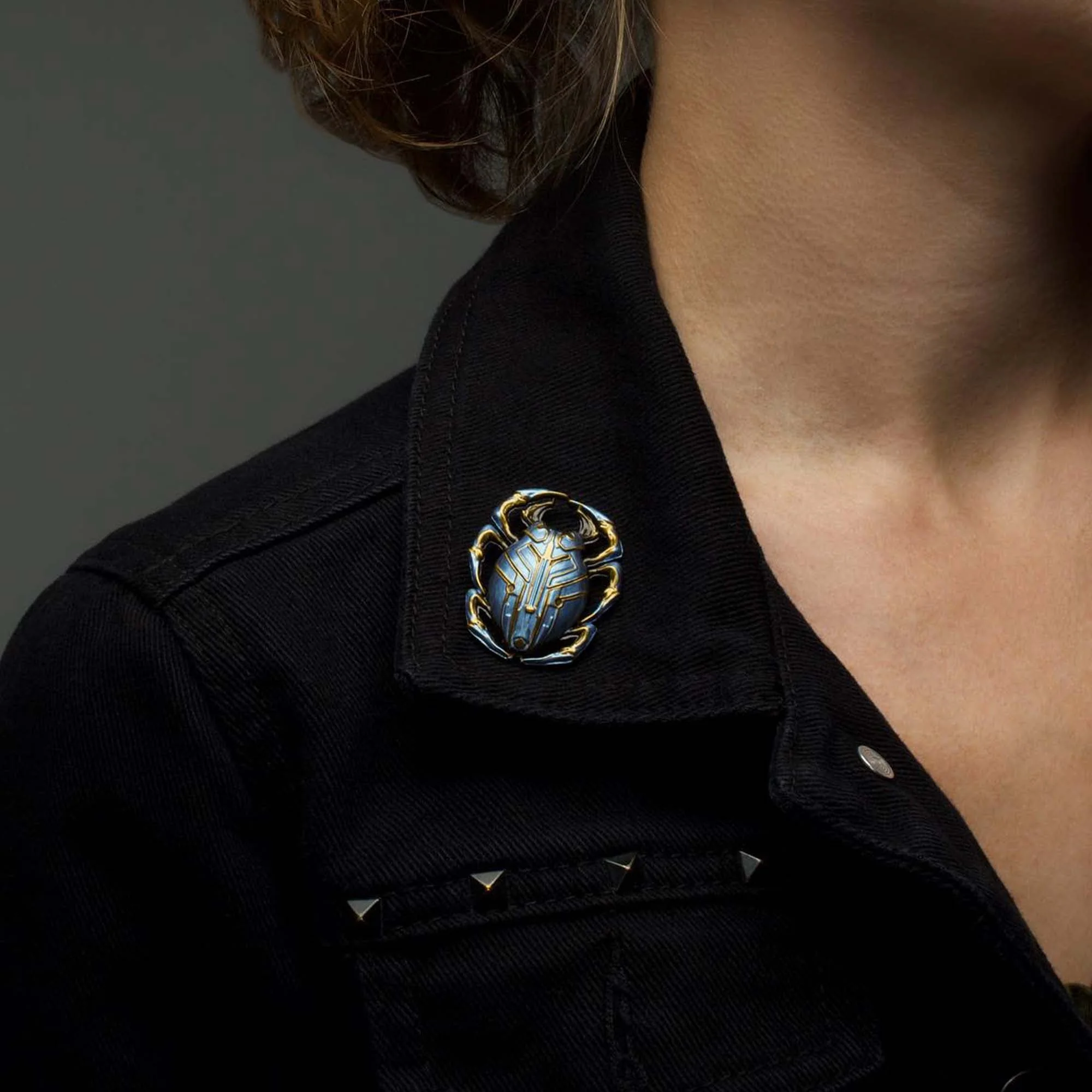 DC Comics Blue Beetle 3D Small Enamel Pin - Image 3