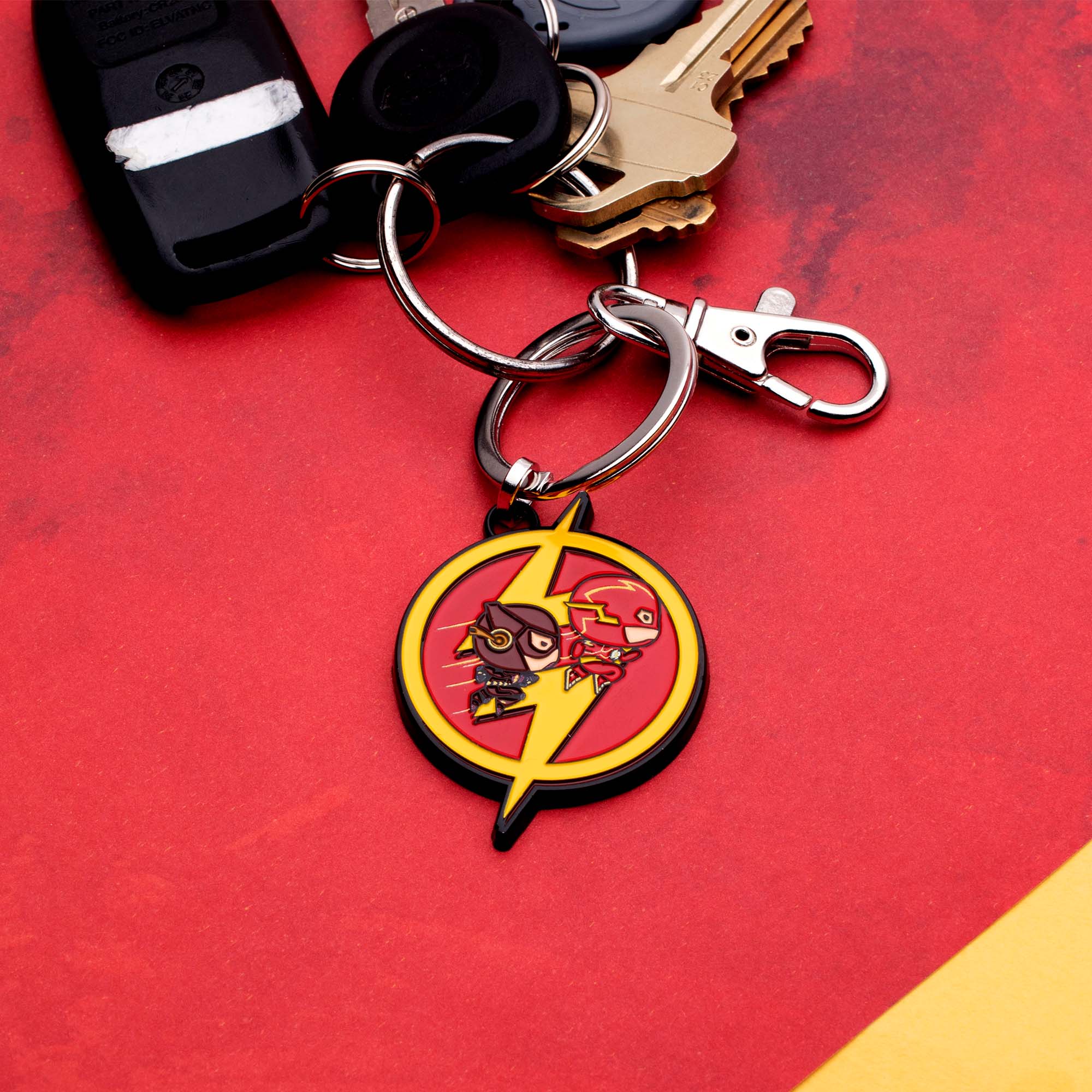 DC Comics The 2 Flashes Chibi Keychain - Image 3