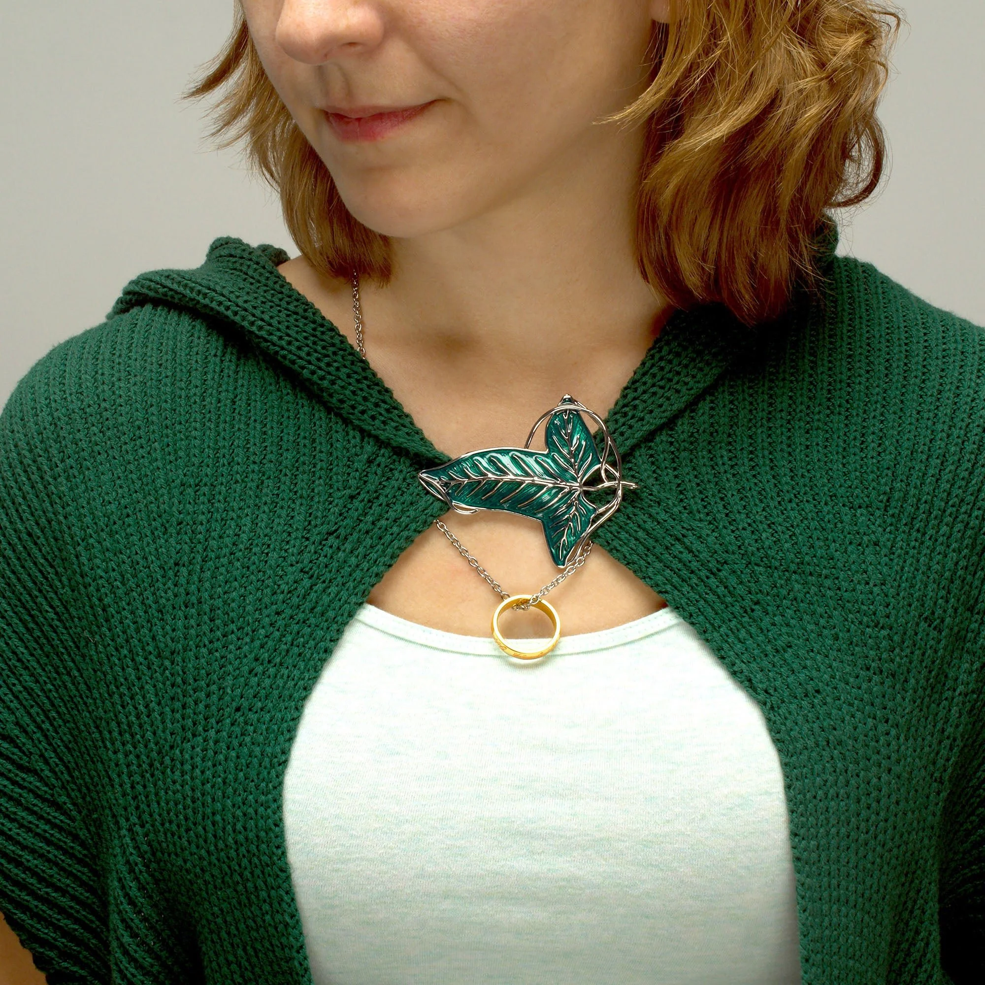 The Lord of the Rings Necklace and Frodo's Brooch Set - Image 3