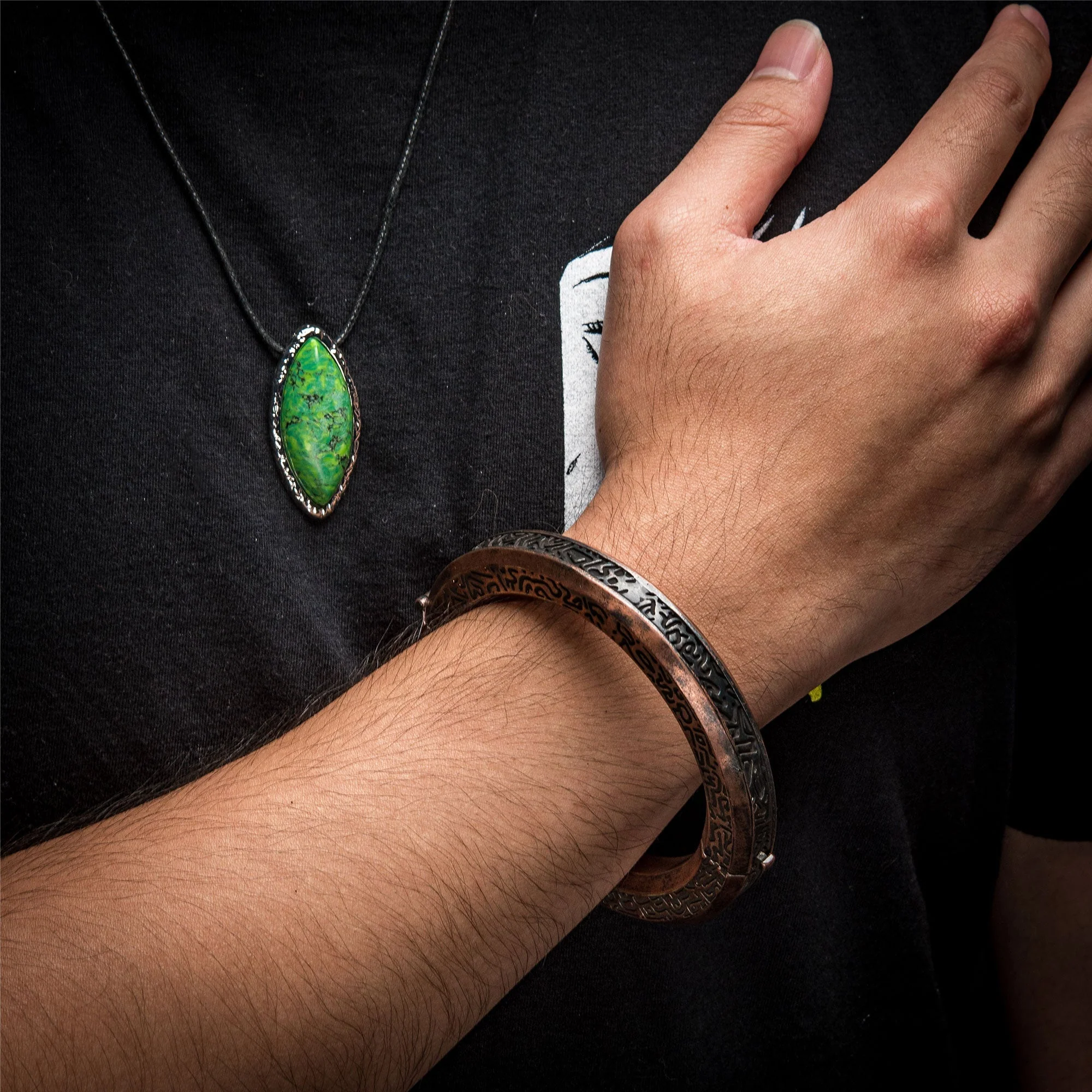Marvel’s Shang-Chi Necklace and Bracelet Set s Shang-Chi Necklace and Bracelet Set - Image 5