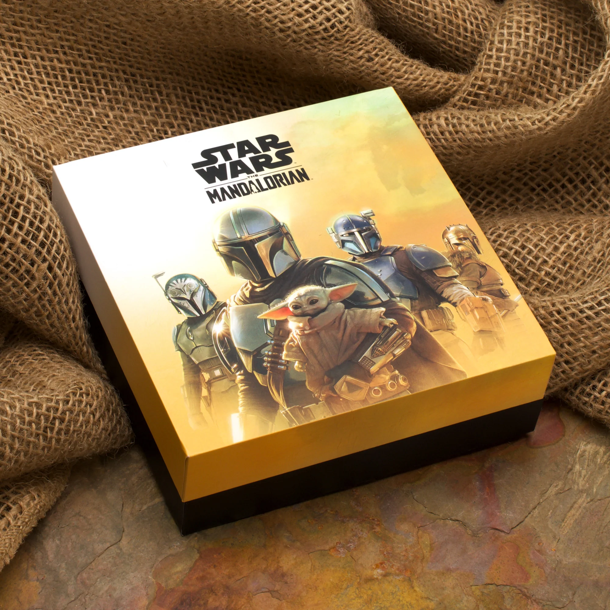 Star Wars : The Mandalorian Grogu Chestplate Pin - Image 8