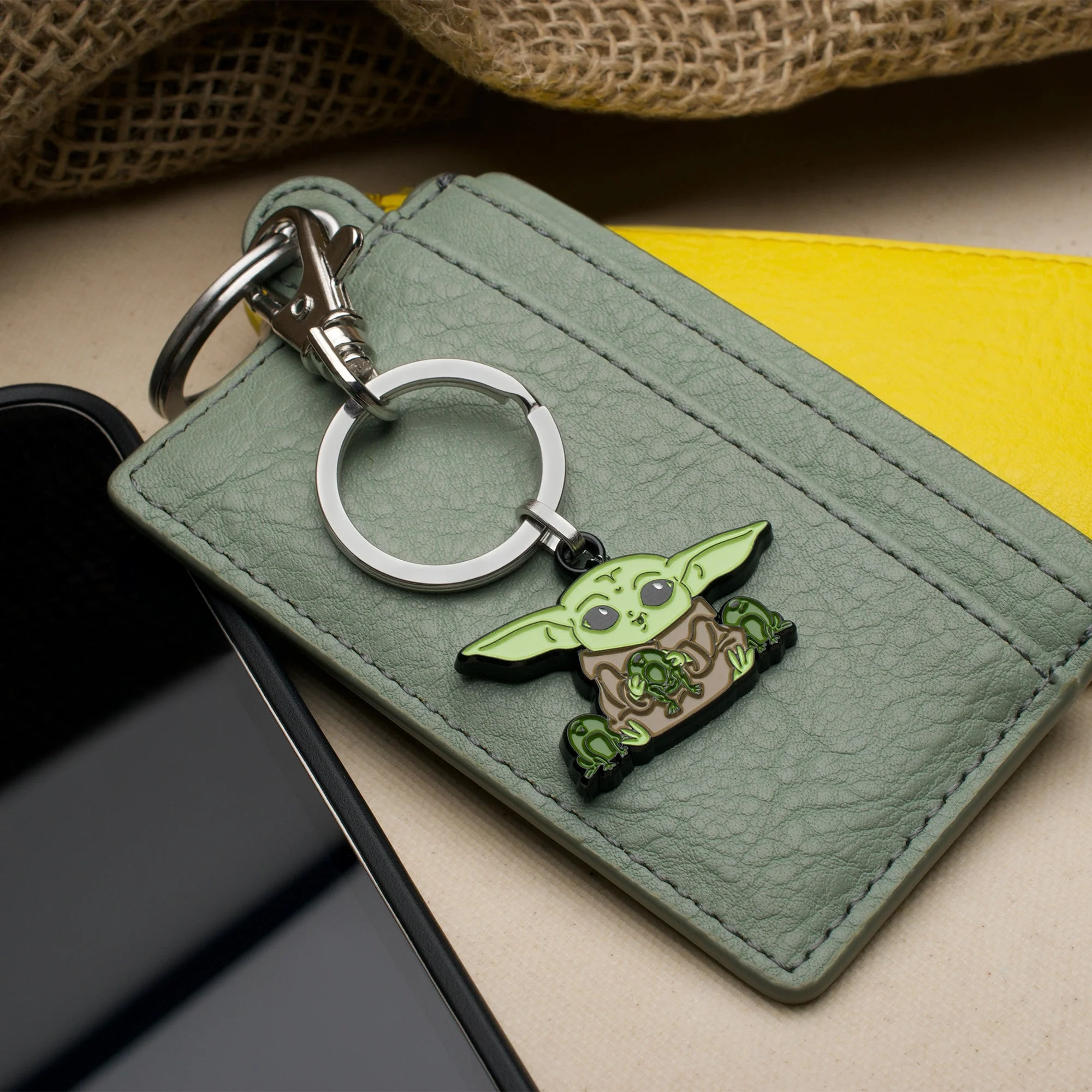 Star Wars: The Mandalorian Grogu (AKA: Baby Yoda/ The Child) with frogs Keychain - Image 4